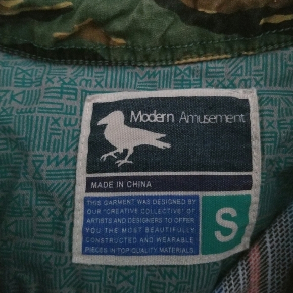 Modern Amusements multi color stripe button down shirt S blue coral - Picture 3 of 3